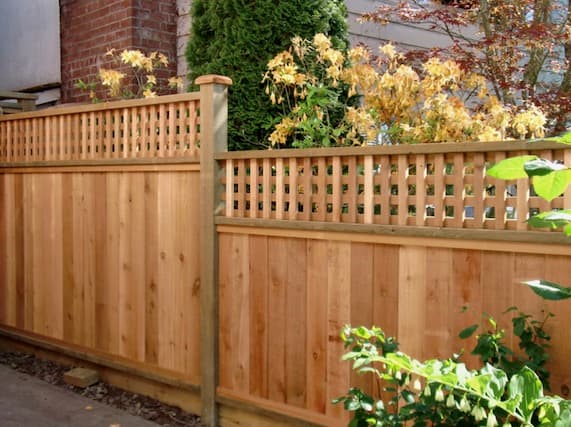 Decorative grid fence